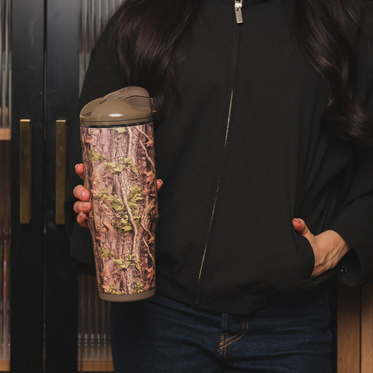 Person Holding 32oz Woodland HydroJug Ease2o