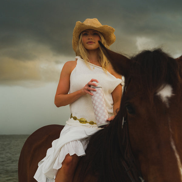 Witney collection lifestyle image 3