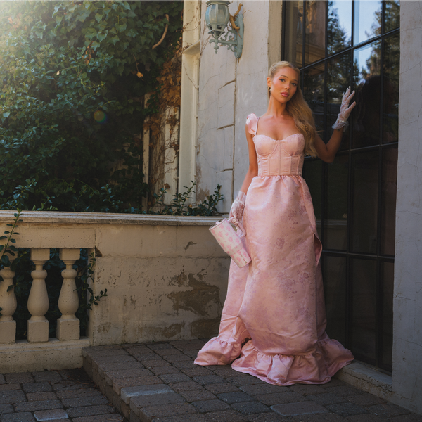 Spring collection lifestyle image 5