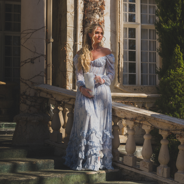 Spring collection lifestyle image 3