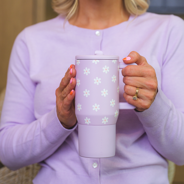 Spring collection lifestyle image 4